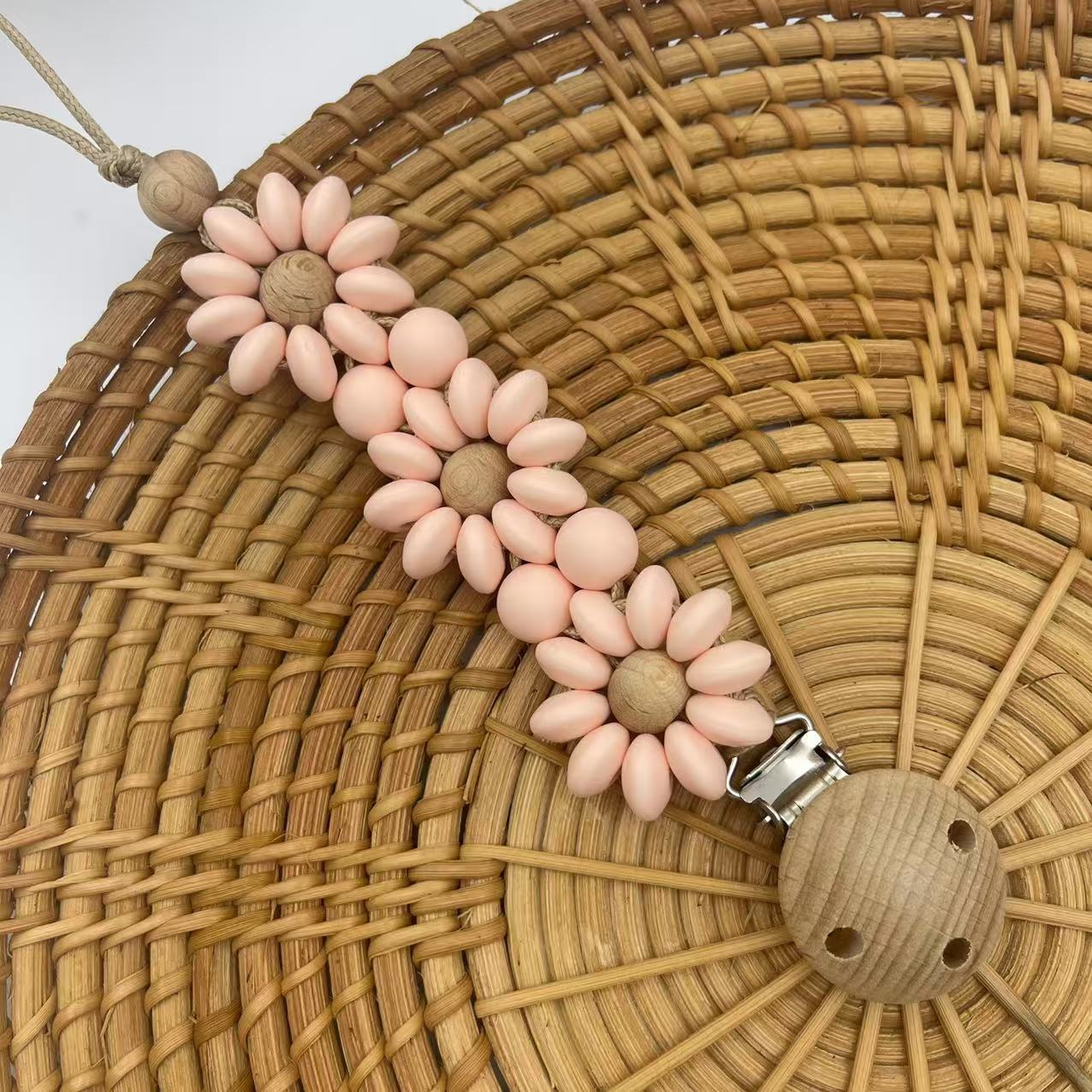 Nome personalizado de madeira  - Baby Pacifier Clip avaliação e preço